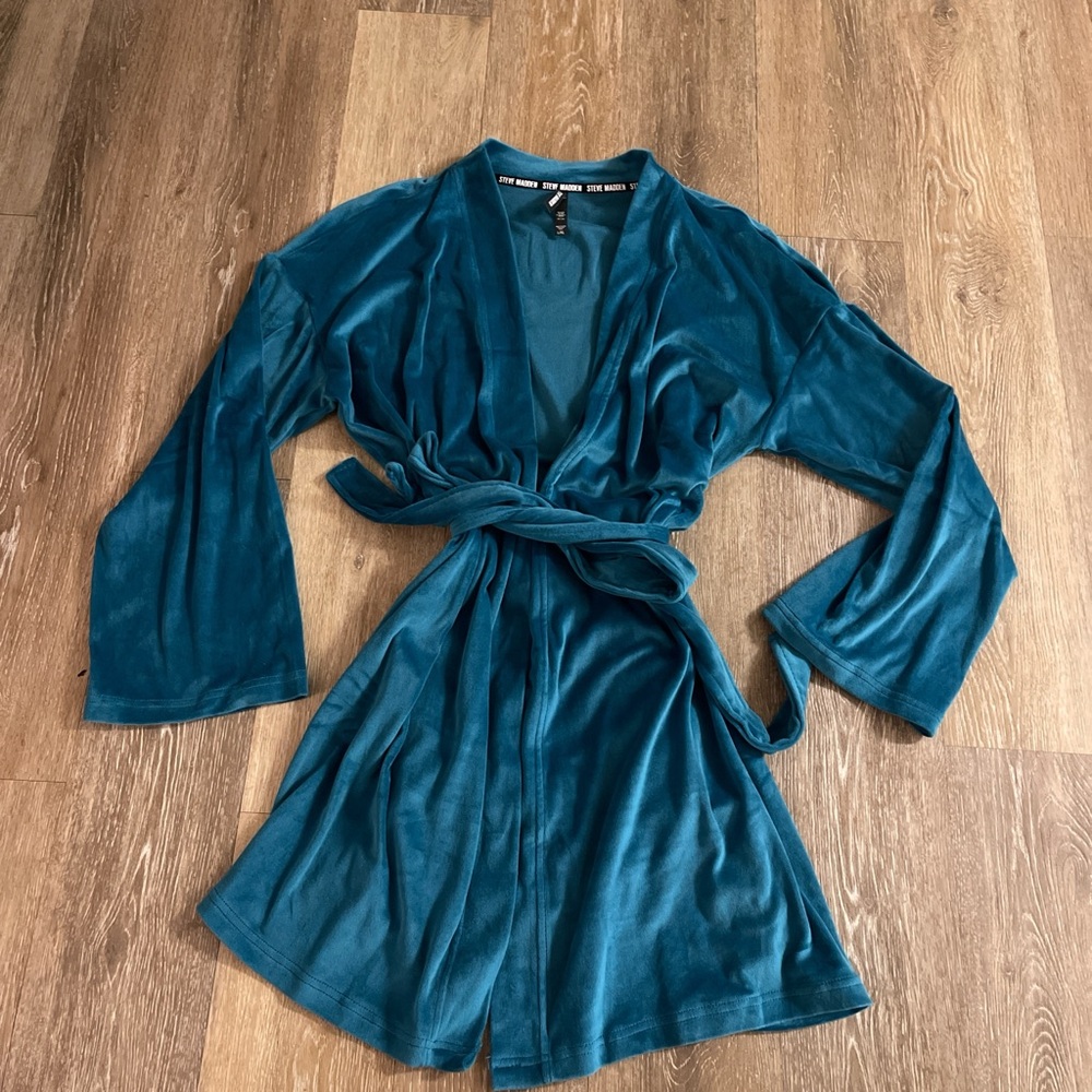 Turquoise steve madden robe with bedazzled details